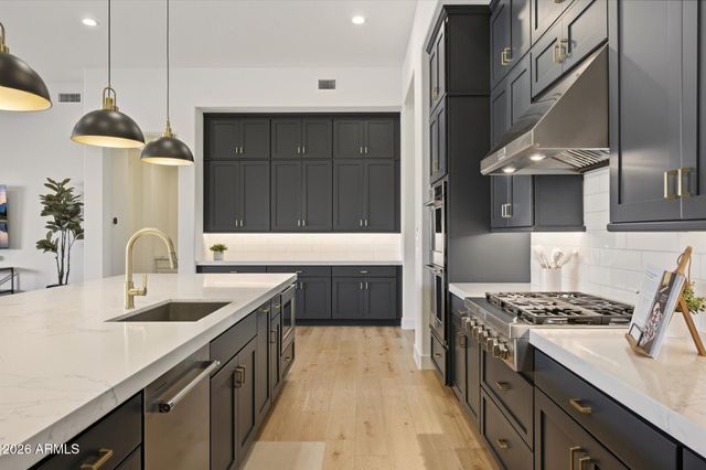 20728 E INDIANA Avenue, Queen Creek, AZ 85142