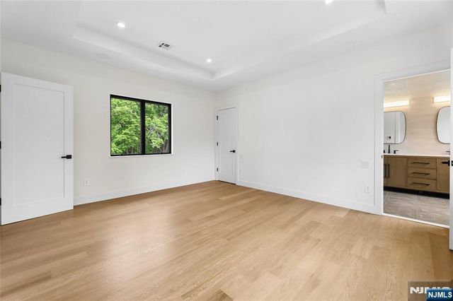1 Bancroft Place, Cresskill, NJ 07626