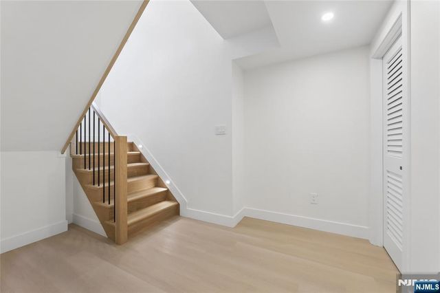 1 Bancroft Place, Cresskill, NJ 07626