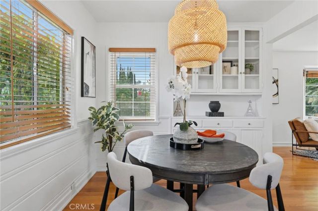 14335 Magnolia Bl, Sherman Oaks, CA 91423