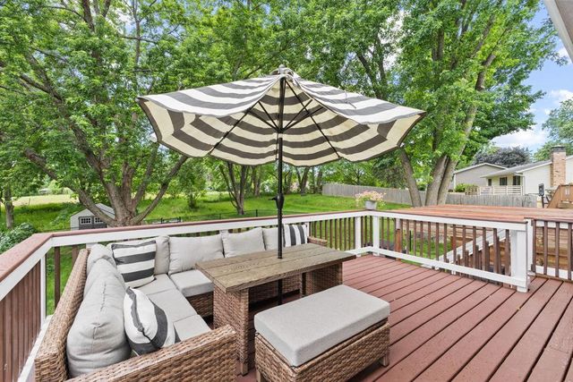 8430 Hiawatha Avenue, Eden Prairie, MN 55347