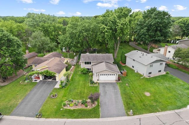 8430 Hiawatha Avenue, Eden Prairie, MN 55347
