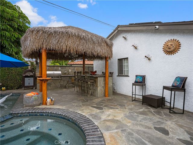 9835 Brookshire, Downey, CA 90240