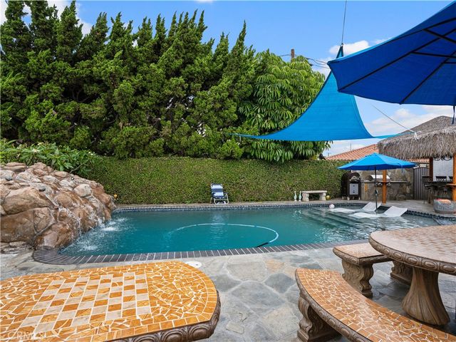 9835 Brookshire, Downey, CA 90240