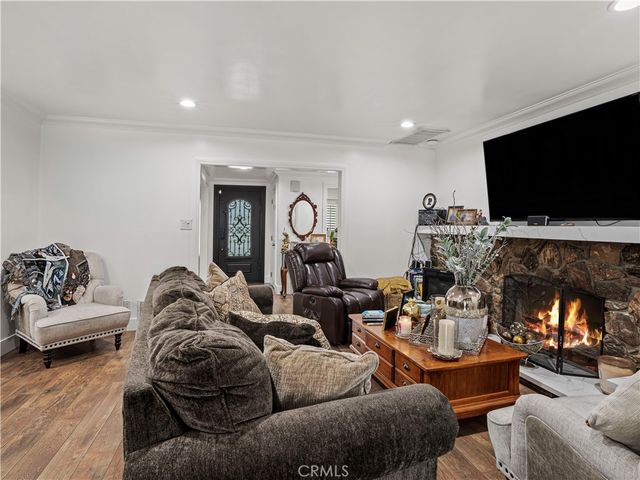 9835 Brookshire, Downey, CA 90240