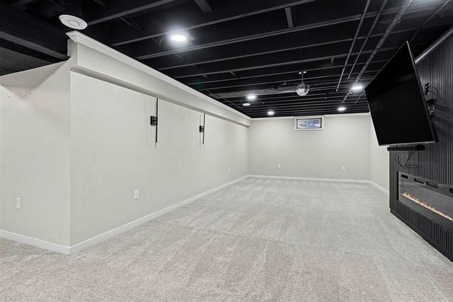 8539 Dolphin Street, Portage, MI 49024