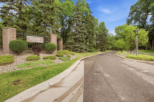 6051 Laurel Avenue 214, Golden Valley, MN 55416