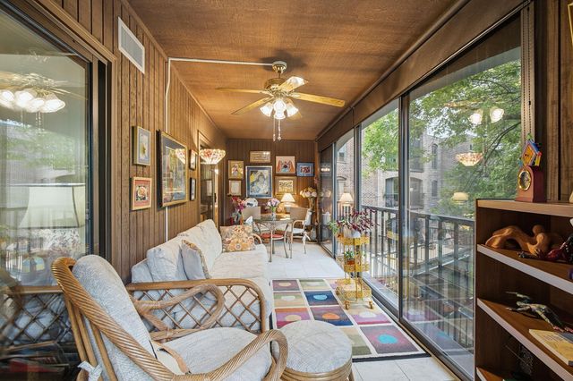 6051 Laurel Avenue 214, Golden Valley, MN 55416