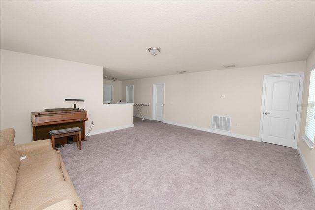 829 LANDMARK HILLS DRIVE, Haines City, FL 33844