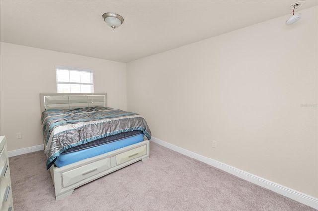 829 LANDMARK HILLS DRIVE, Haines City, FL 33844