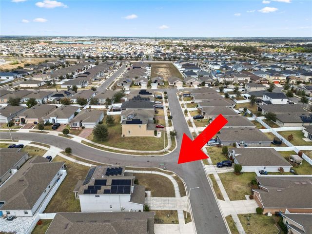 829 LANDMARK HILLS DRIVE, Haines City, FL 33844