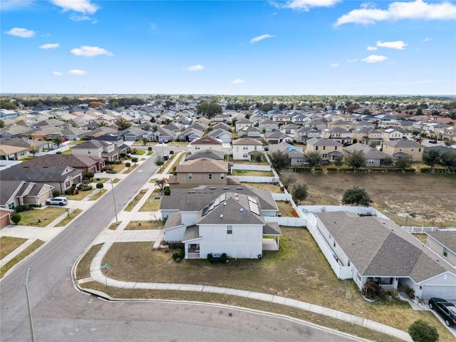 829 LANDMARK HILLS DRIVE, Haines City, FL 33844