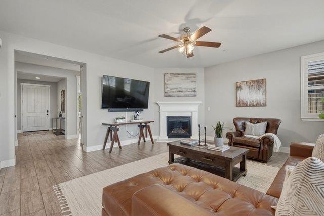 1634 Santana Ranch Drive, Hollister, CA 95023