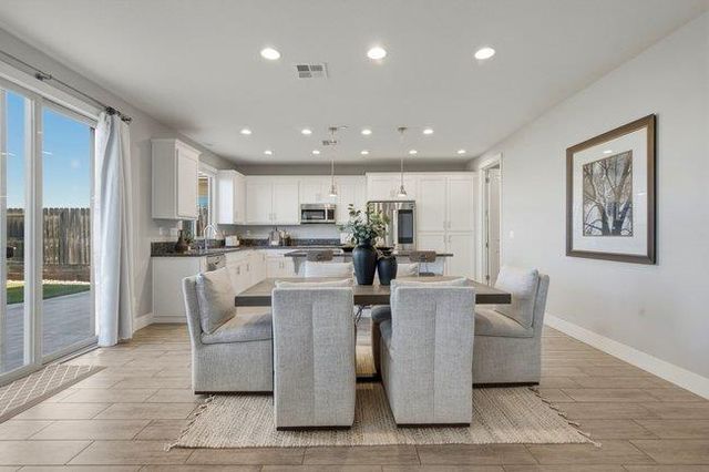 1634 Santana Ranch Drive, Hollister, CA 95023