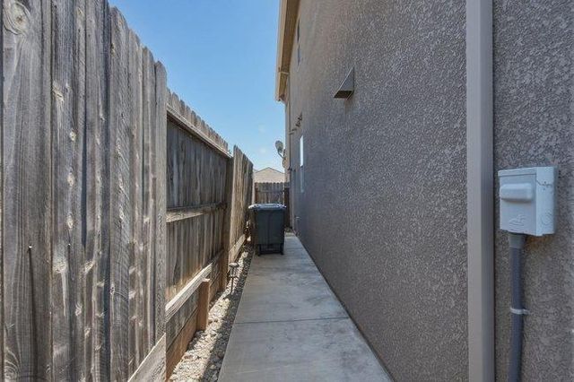 1634 Santana Ranch Drive, Hollister, CA 95023