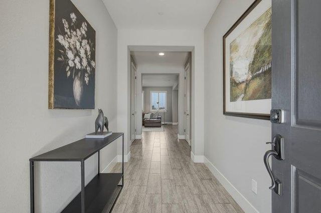 1634 Santana Ranch Drive, Hollister, CA 95023