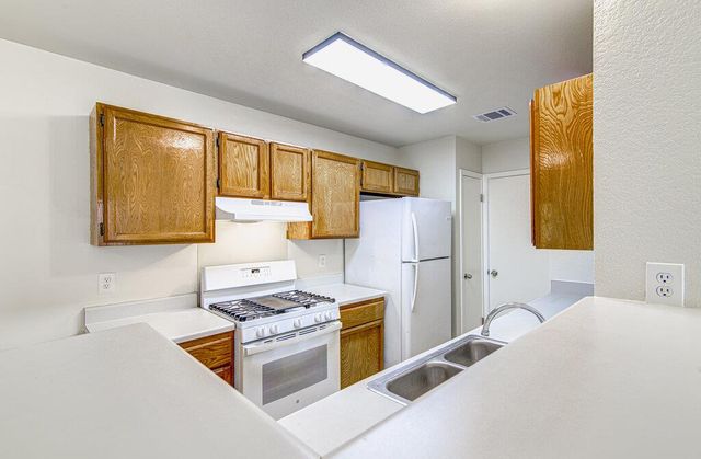8202 West Gate BLVD Unit A, Austin, TX 78745