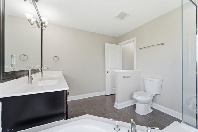 4042 Grand Chevalle Parkway, Chaska, MN 55318