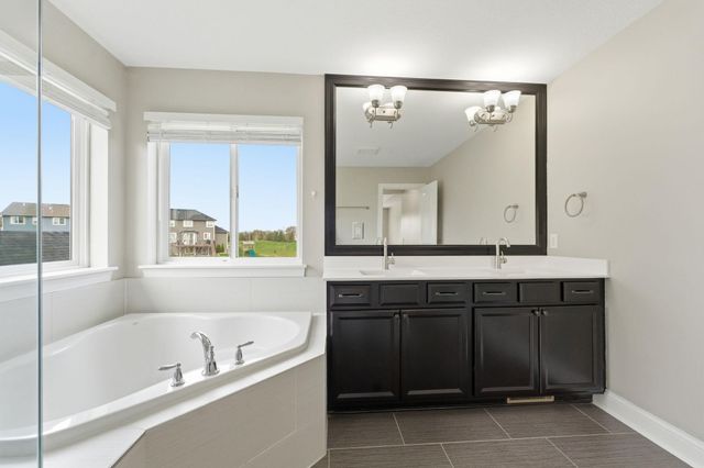 4042 Grand Chevalle Parkway, Chaska, MN 55318