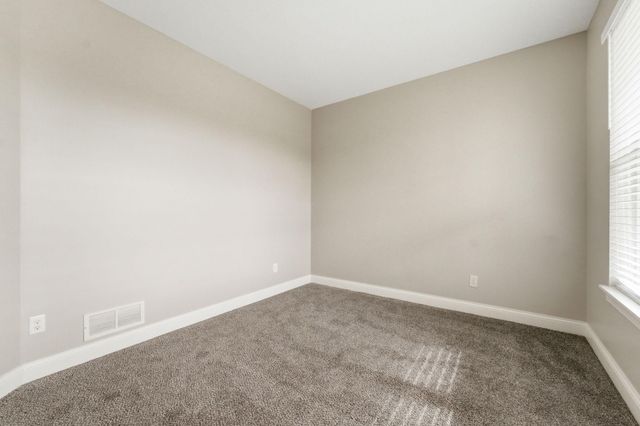 4042 Grand Chevalle Parkway, Chaska, MN 55318