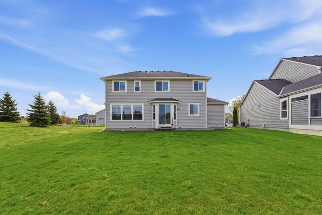 4042 Grand Chevalle Parkway, Chaska, MN 55318