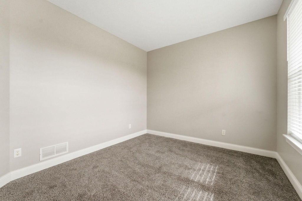 4042 Grand Chevalle Parkway, Chaska, MN 55318 — photo 5