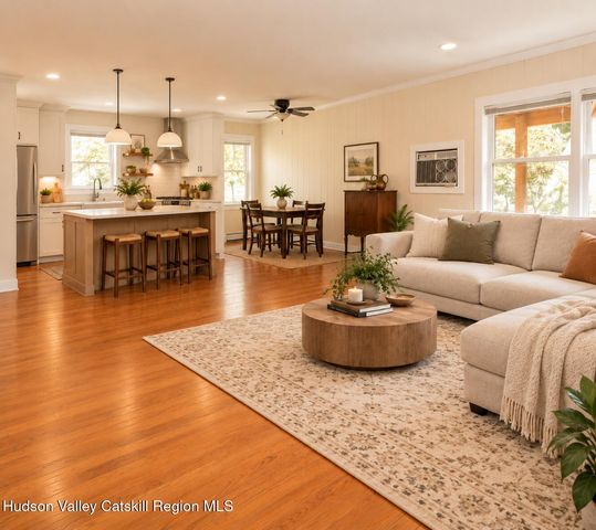 40 Simmons Drive, Woodstock, NY 12498