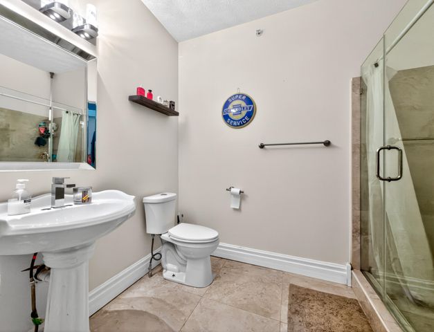 157 Saddlebrook Lane, 351, Florence, KY 41042