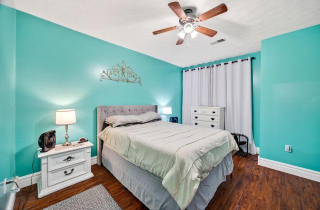 157 Saddlebrook Lane, 351, Florence, KY 41042