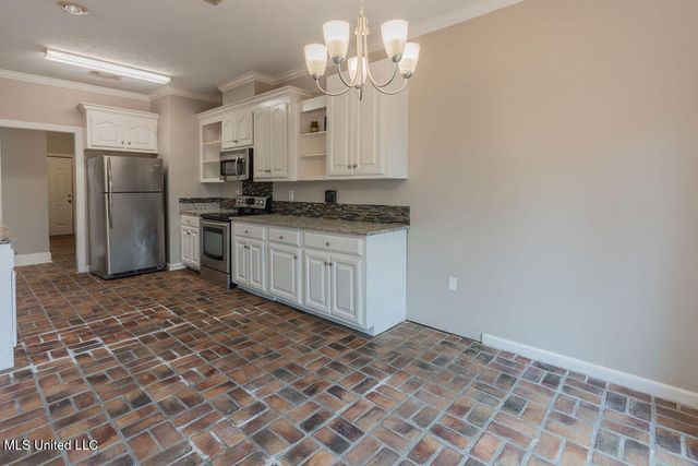 331 Cypress Creek Road, Brandon, MS 39047