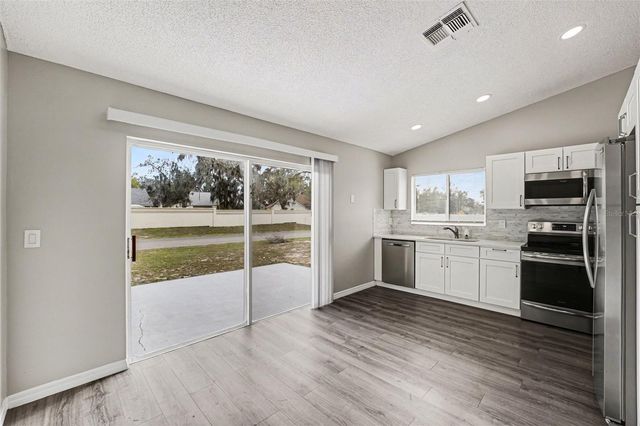 3339 QUEENS COVE LOOP, Winter Haven, FL 33880