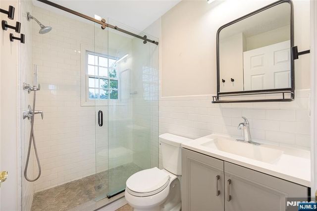 75 Columbus Drive, Tenafly, NJ 07670