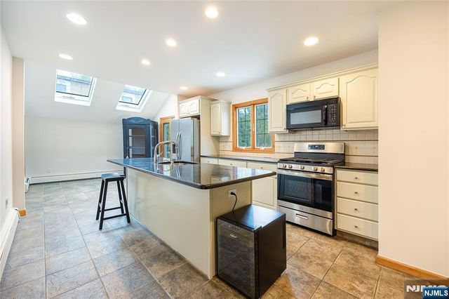 75 Columbus Drive, Tenafly, NJ 07670