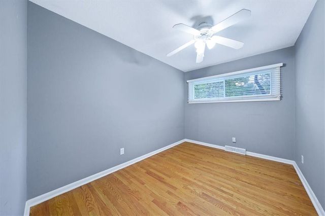 3428 W 77th Terrace, Prairie Village, KS 66208