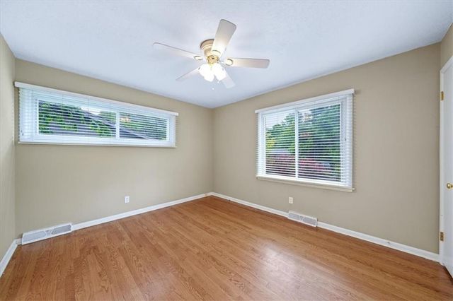 3428 W 77th Terrace, Prairie Village, KS 66208