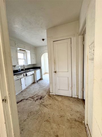 5646 Monticello Avenue, Dallas, TX 75206