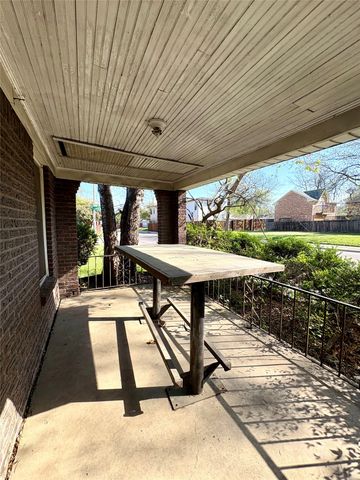 5646 Monticello Avenue, Dallas, TX 75206