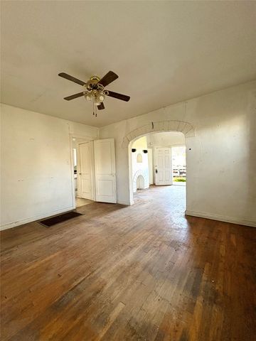 5646 Monticello Avenue, Dallas, TX 75206