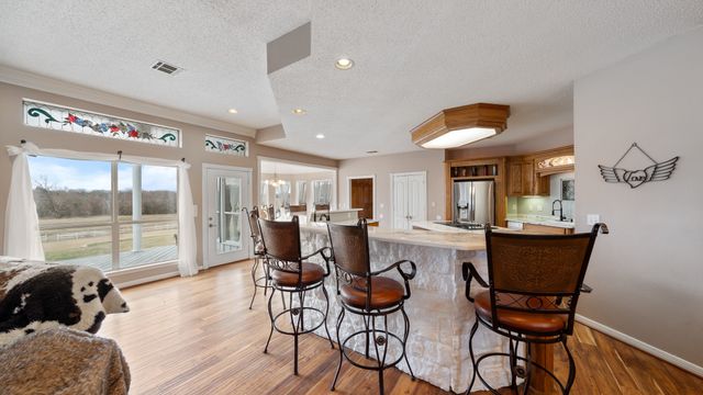 552 Vz County Road 2142, Wills Point, TX 75169