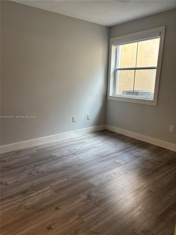 6700 NW 114th Ave 902, Doral, FL 33178