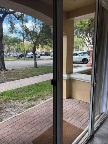 6700 NW 114th Ave 902, Doral, FL 33178