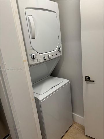 6700 NW 114th Ave 902, Doral, FL 33178