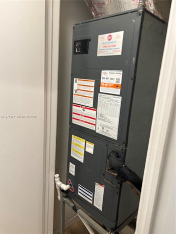 6700 NW 114th Ave 902, Doral, FL 33178