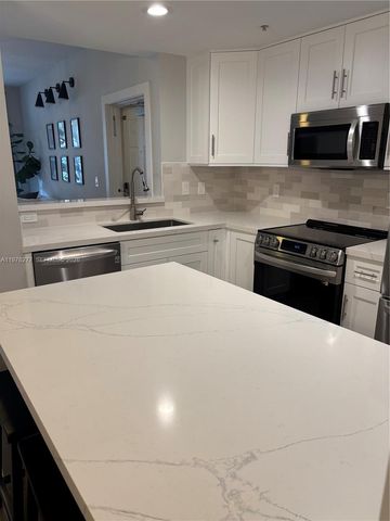 6700 NW 114th Ave 902, Doral, FL 33178