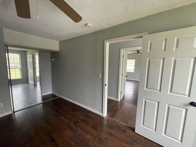 4938 Magnolia Lane, Old River-winfree, TX 77535