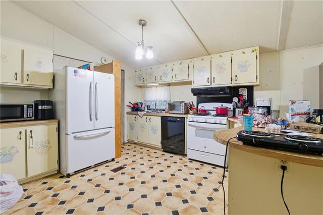 41 Vaughn Road NE, Cartersville, GA 30121