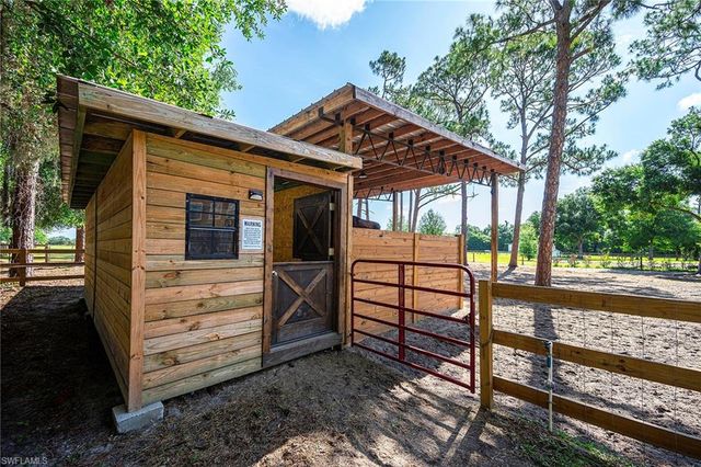 14661 Duke HWY, Alva, FL 33920