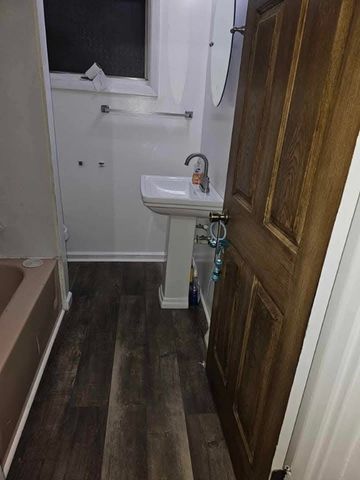 103 E 1st Ave, Tarentum, PA 15084