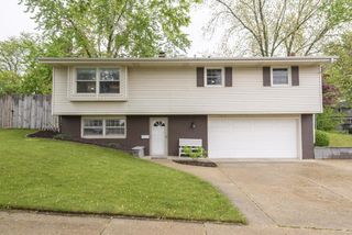 1915 Cardinal DRIVE, Waukesha, WI 53186