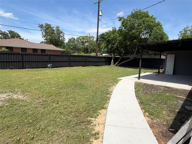 2213 Mockingbird Lane, Garland, TX 75042